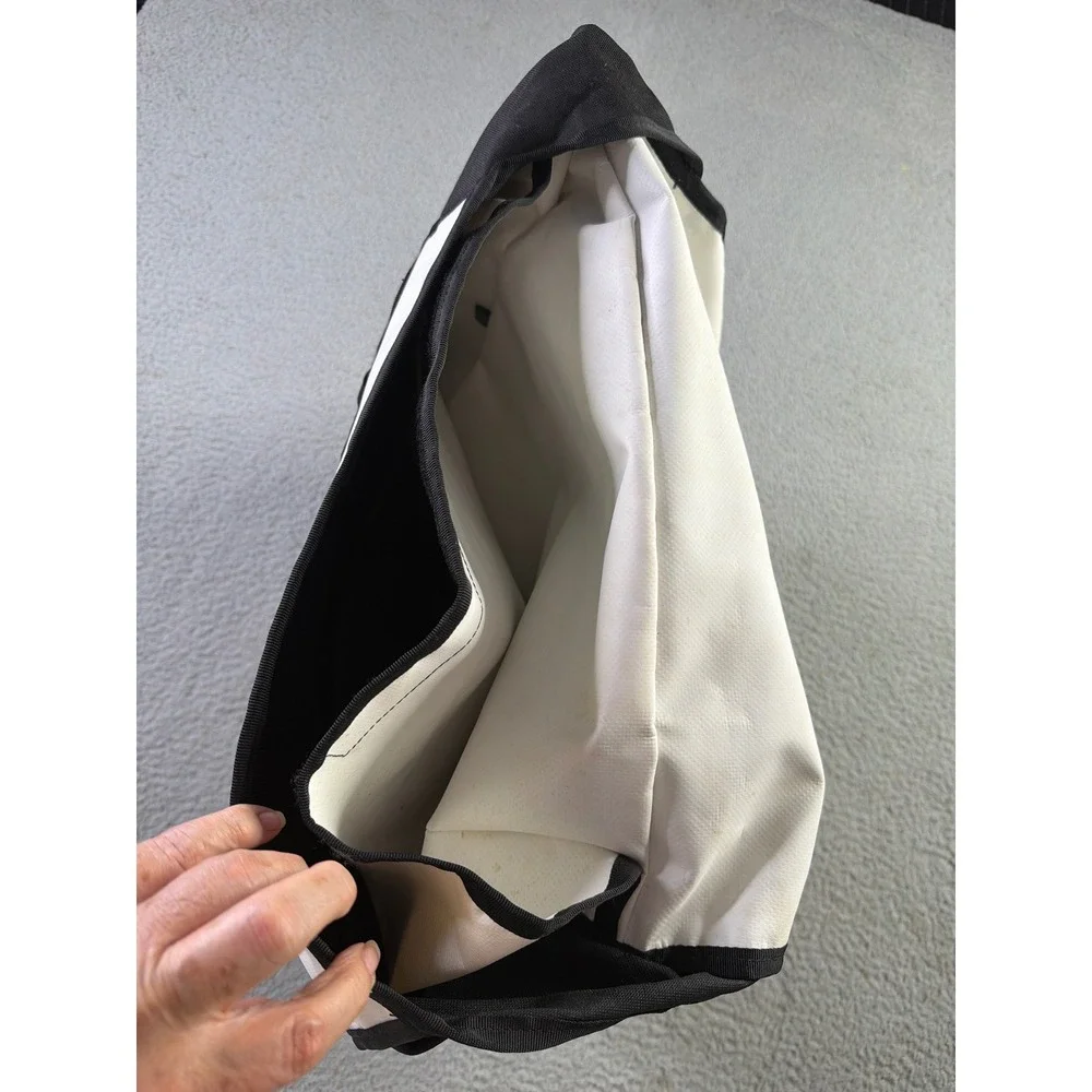 Chrome Industries chrome industries
